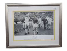 HAND SIGNED LTD EDITION PAT JENNINGS PRINT WITH C.O.A