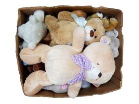 BOX OF LIKE NEW TEDDY BEARS