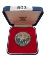 CASED 1977 25TH SILVER JUBILEE CROWN SILVER PROOF WITH CERTIFICATE