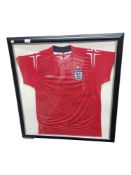 FRAMED SIGNED ENGLAND AWAY SHIRT 2005 WITH C.O.A - SIGNED BY 19 TEAM MEMBERS