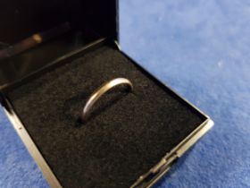 14 CARAT WHITE GOLD BAND