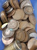 BOX OF MIXED COIN & COIN HOLDER