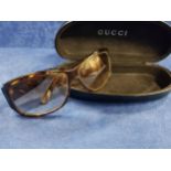 GENUINE PAIR OF GUCCI SUNGLASSES