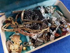 JEWELLERY BOX & CONTENTS