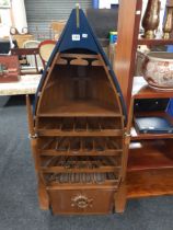 BOAT SHAPED DISPLAY UNIT