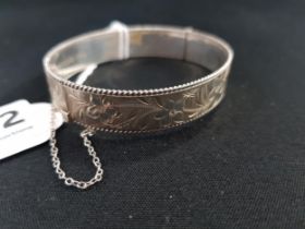 VINTAGE SILVER BANGLE