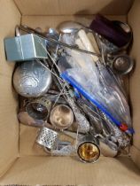 BOX LOT TO INCLUDE SILVER ITEMS