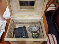 VINTAGE VANITY CASE AND 3 BOXES OF MIXED COSTUME JEWELLERY