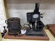 ANTIQUE PATHASCOPE KID PROJECTOR
