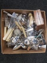 BOX LOT OF CUTLERY