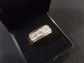 18 CARAT GOLD 3 STONE DIAMOND RING 1.5 CARAT OF DIAMONDS