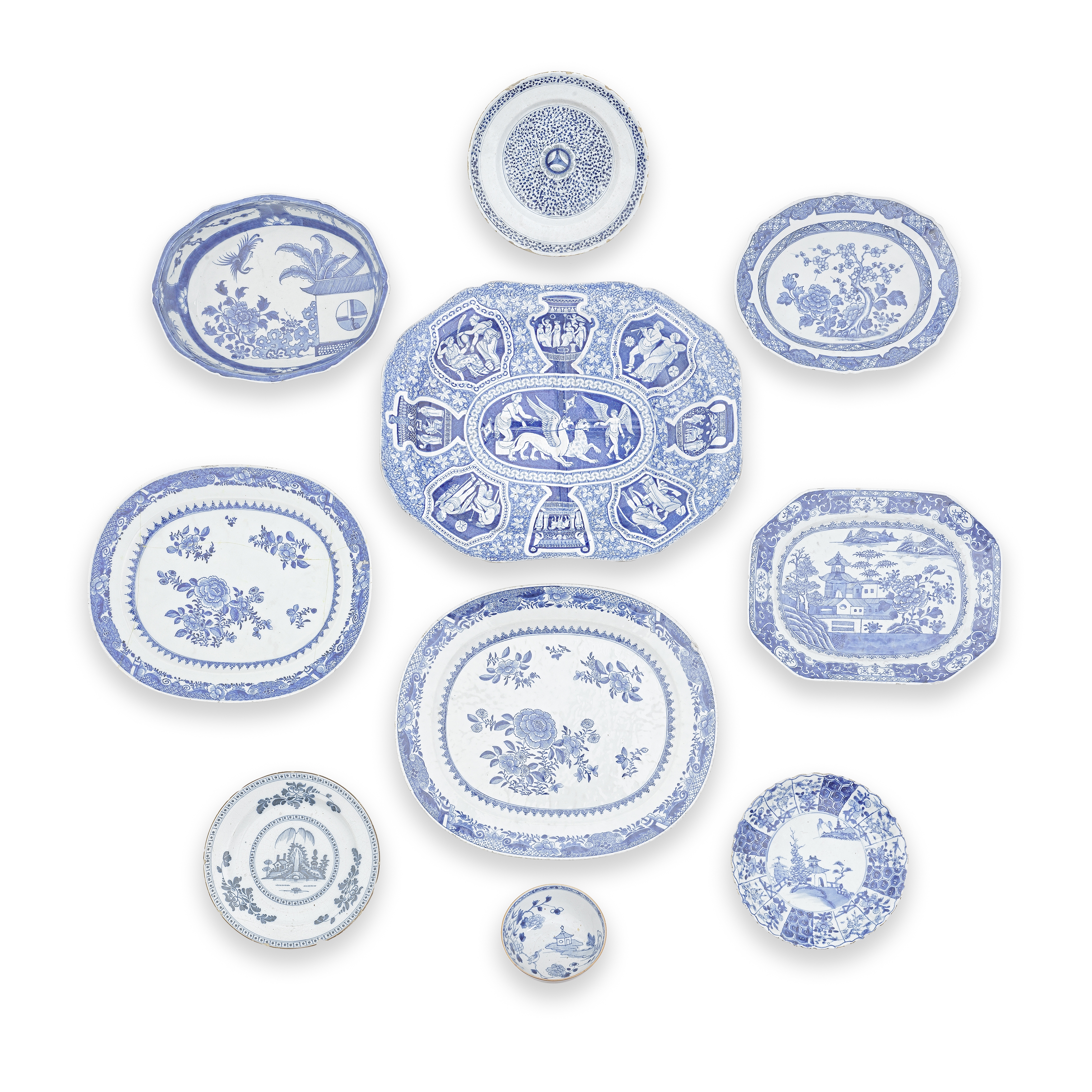 A GROUP OF FOUR CHINESE BLUE AND WHITE PORCELAIN ASHETS