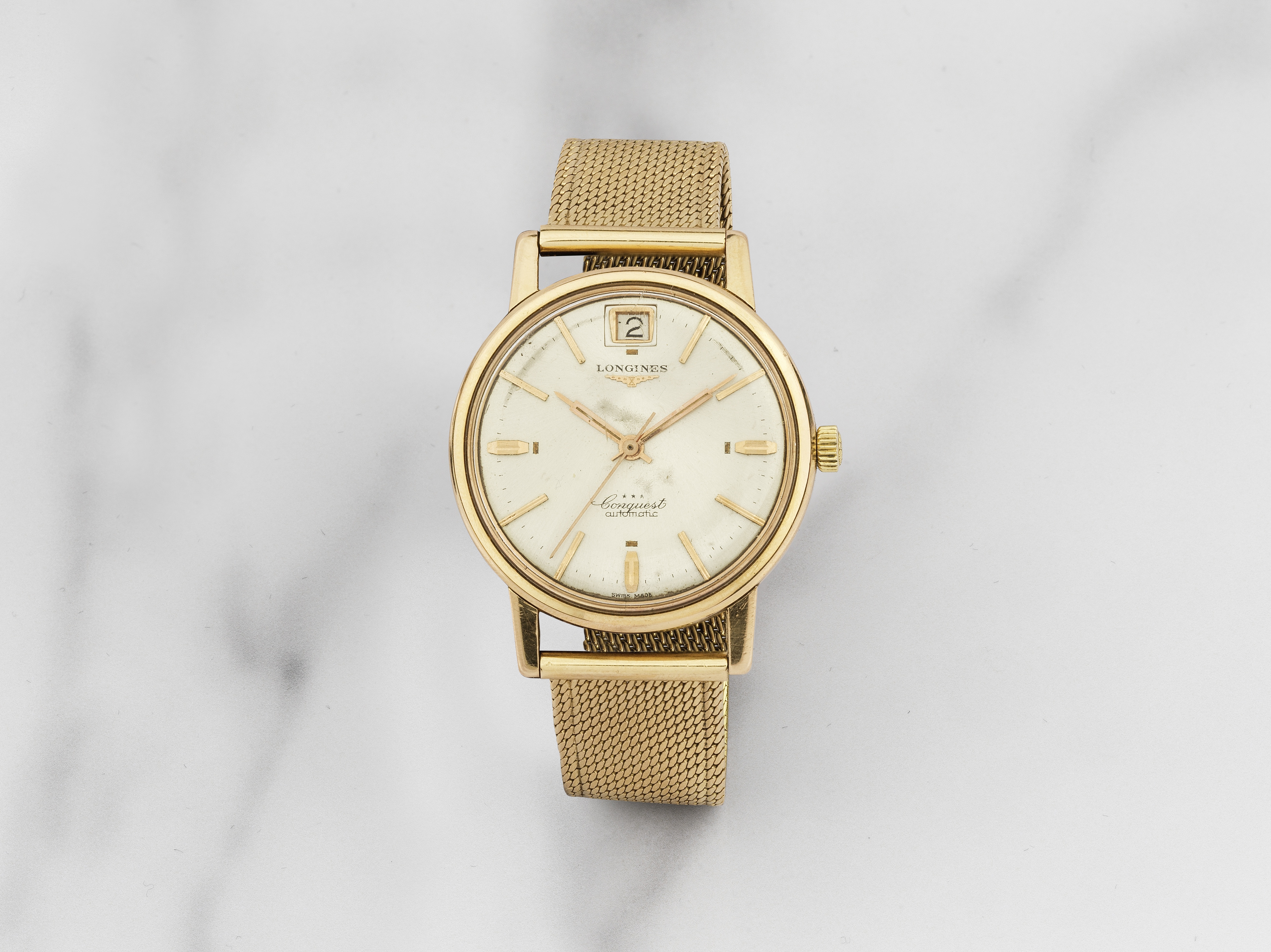 Longines. Montre bracelet en or jaune 18K (750) avec date mouvement automatique Longines. An 18K...