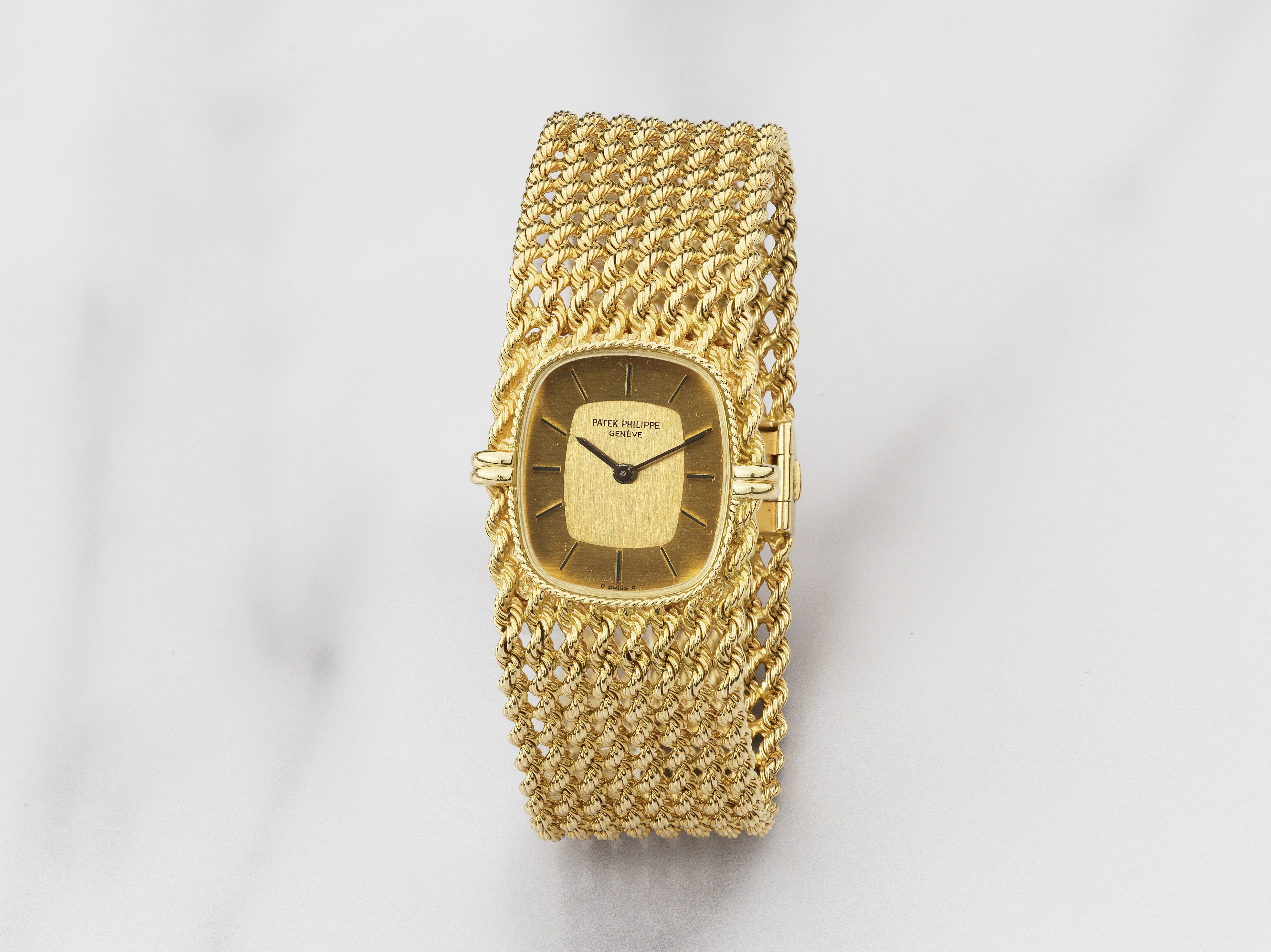 Patek Philippe. Montre bracelet en or jaune 18K (750) cadran sigma mouvement m&#233;canique Pate...