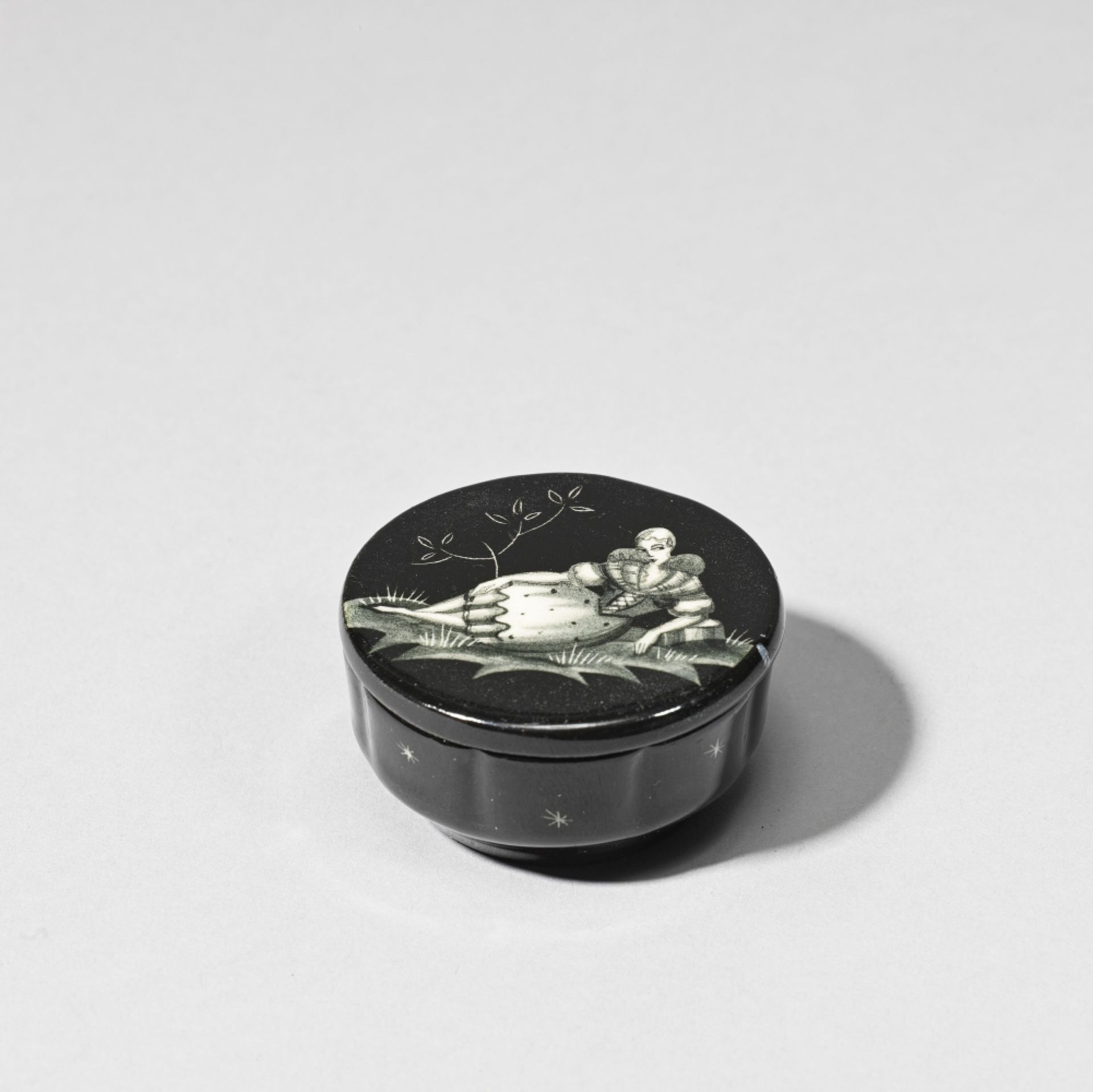 Dagobert Peche: Made by Gmundner Keramik Pin bowl and cover, circa 1920