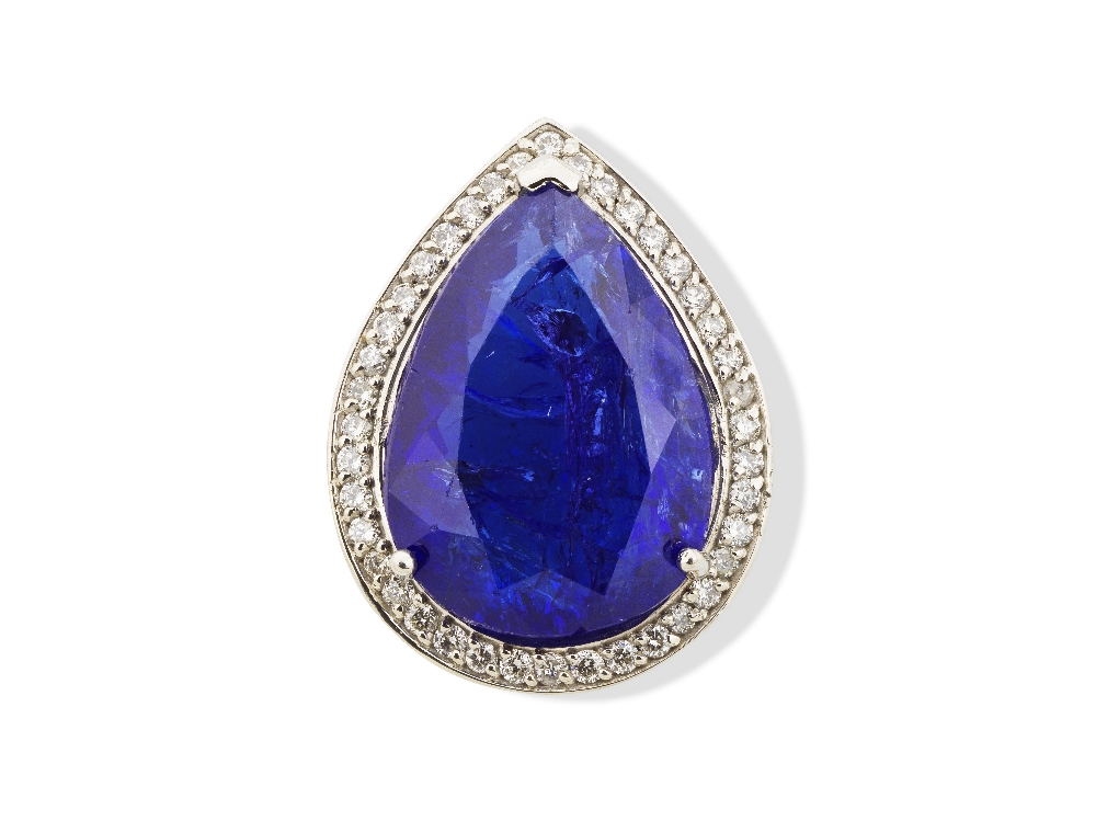 PENDENTIF TANZANITE ET DIAMANTS