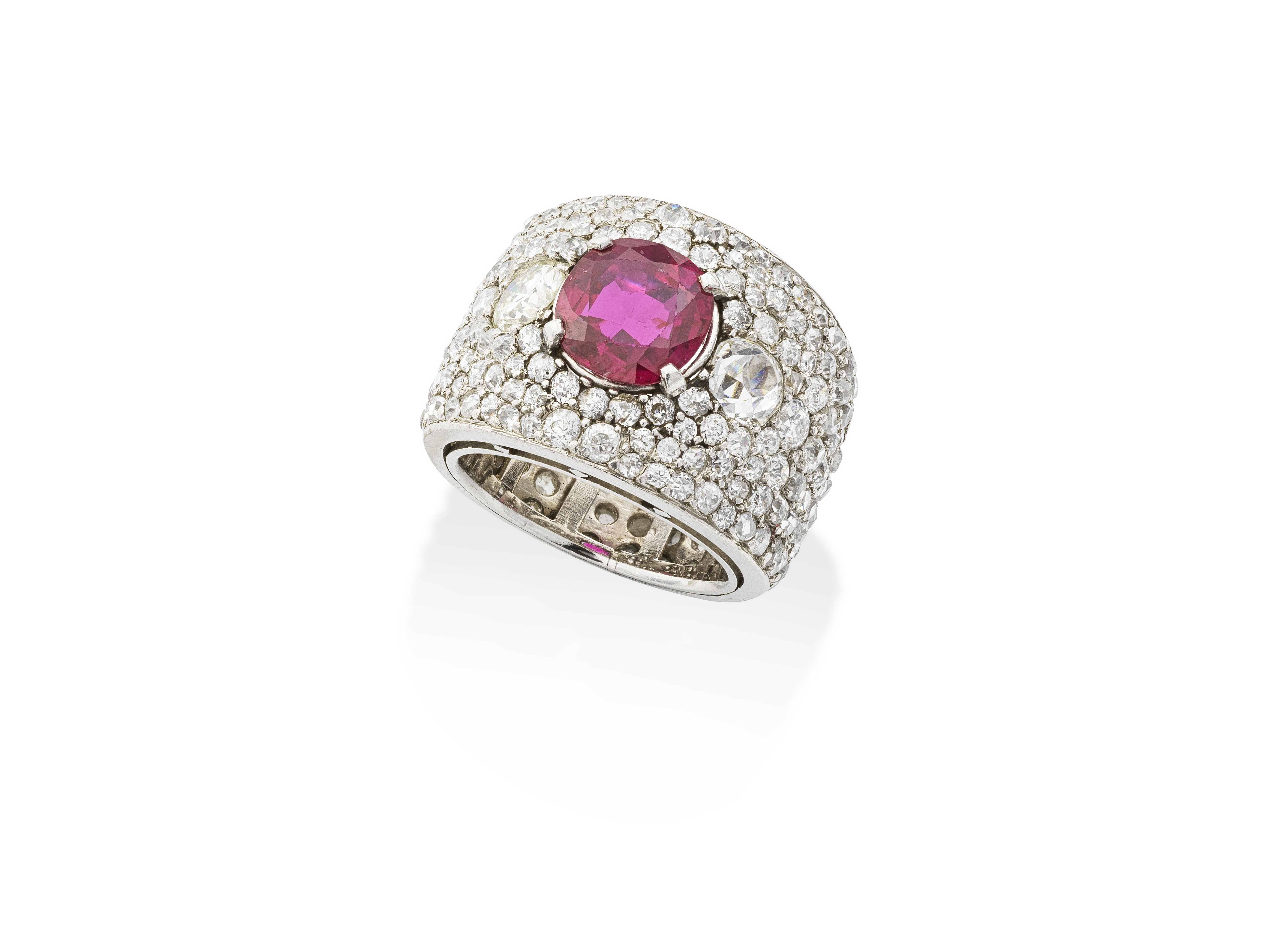 BAGUE RUBIS ET DIAMANTS