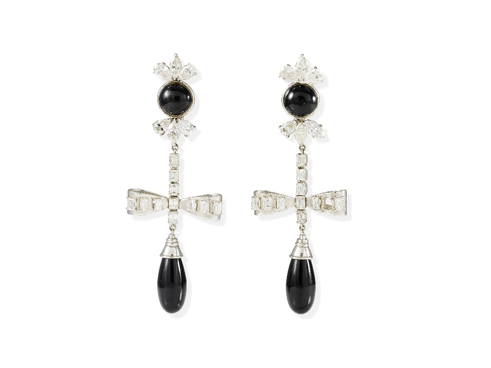 PAIRE DE BOUCLES D'OREILLES DIAMANTS