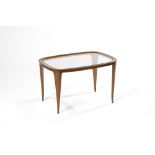 GUGLIELMO ULRICH (attribu&#233; &#224;) Table bassecr&#233;ation circa 1946Noyer et plateau en v...