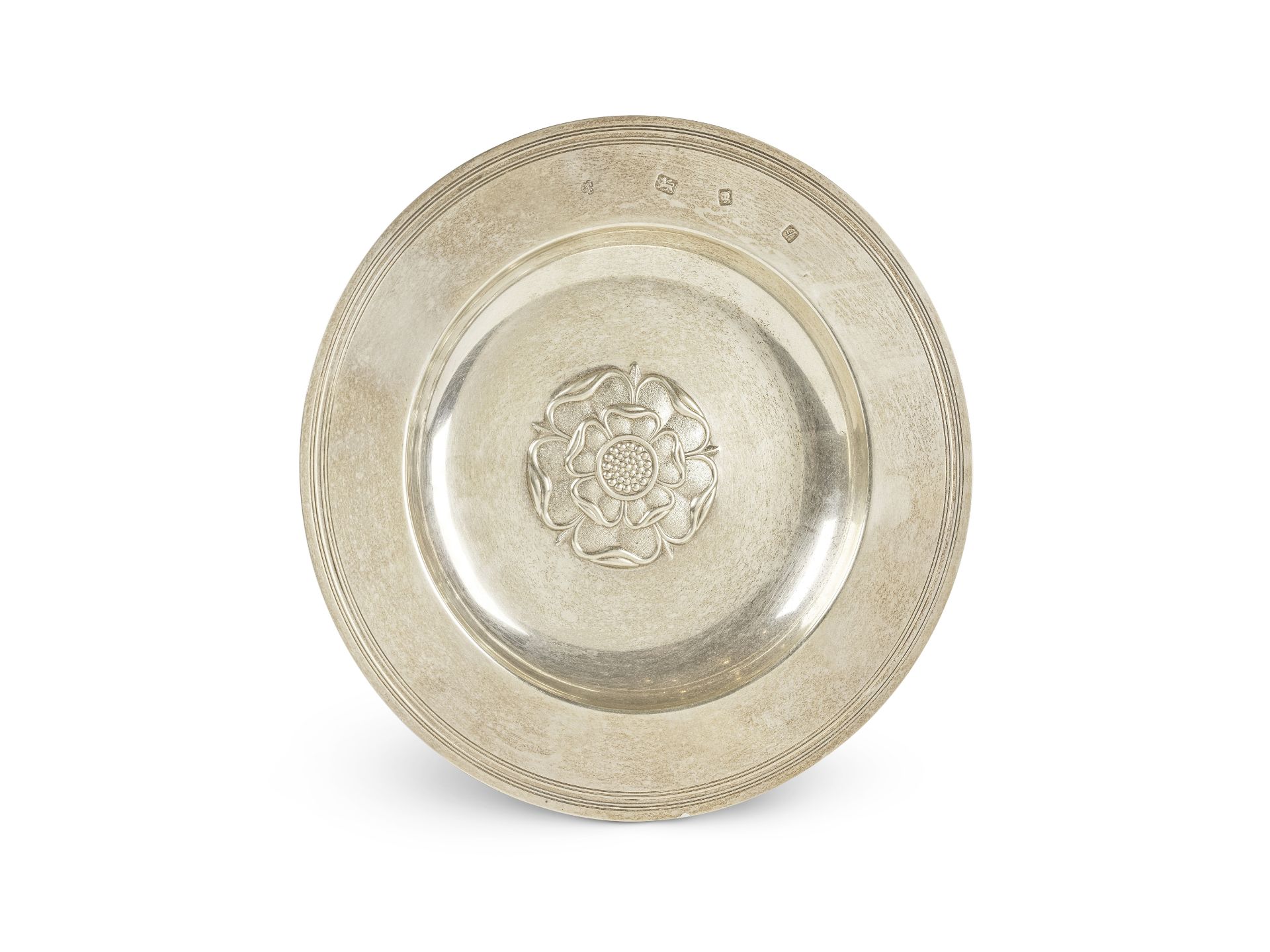 Assiette ronde en argent 925&#176;/&#176;&#176;