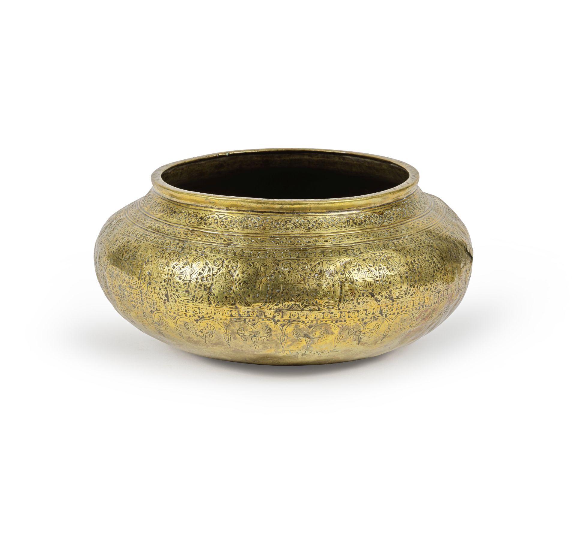 Bol Fars en laiton, Perse XIVe si&#232;cle A Fars brass bowl, Persia, 14th Century