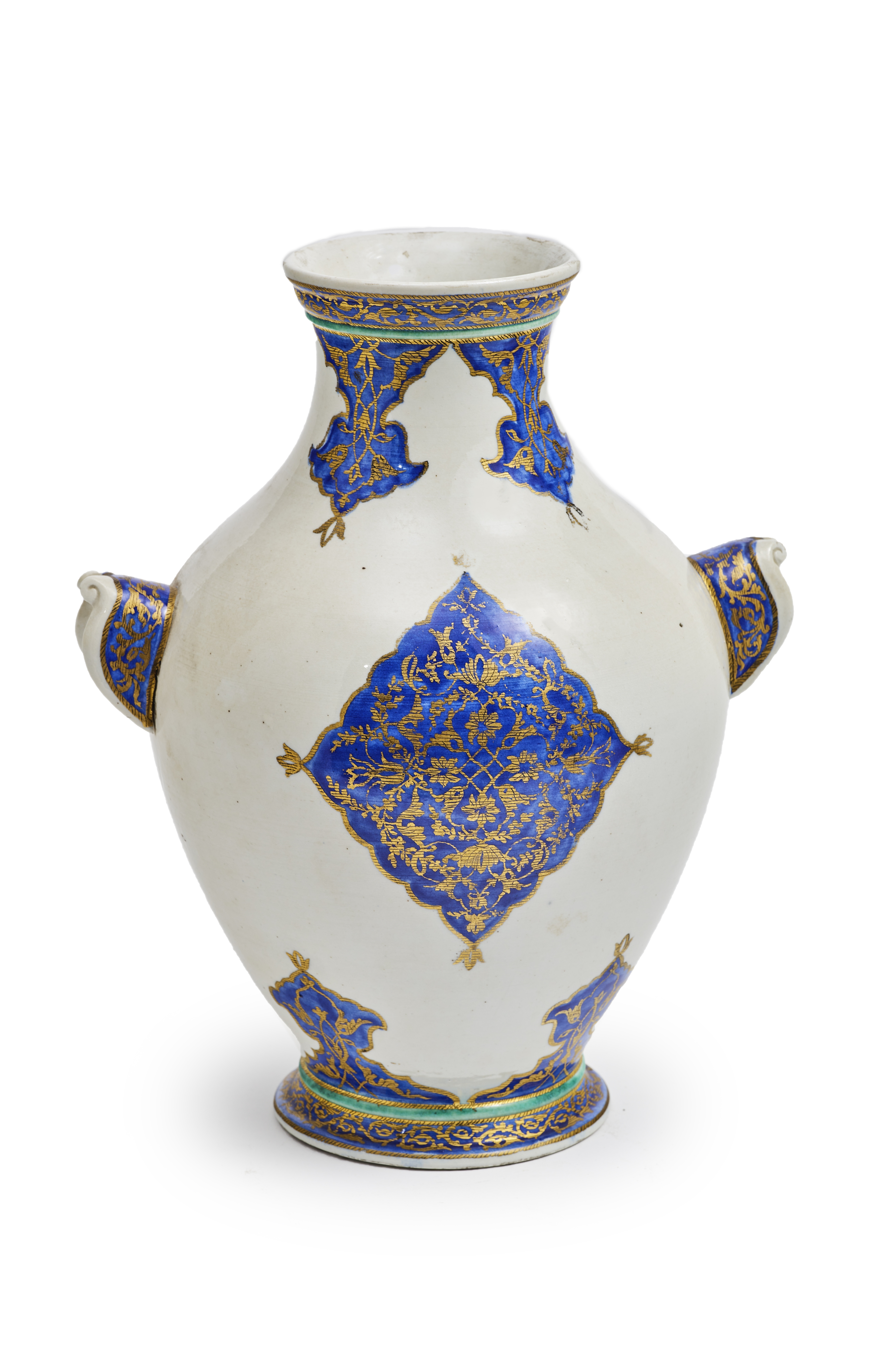 Samson. Vase en c&#233;ramique dans le style Safavide, France XIXe si&#232;cle A Samson Safavid ...
