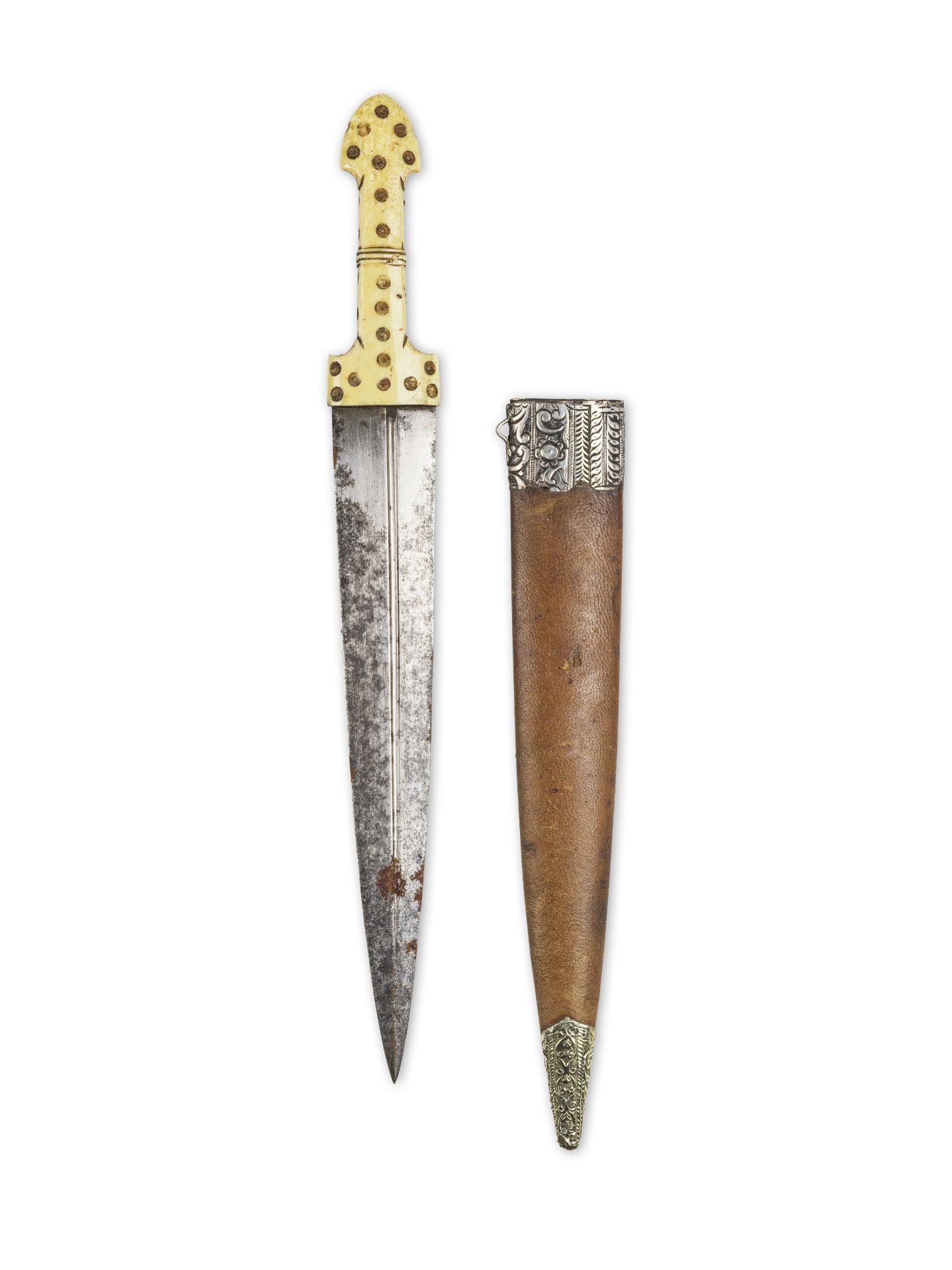 Dague en acier &#224; manche en ivoire marin (kindjal), Turquie XIXe si&#232;cle A walrus-ivory-...