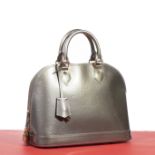 Louis VUITTON, Sac 'Alma' 30.