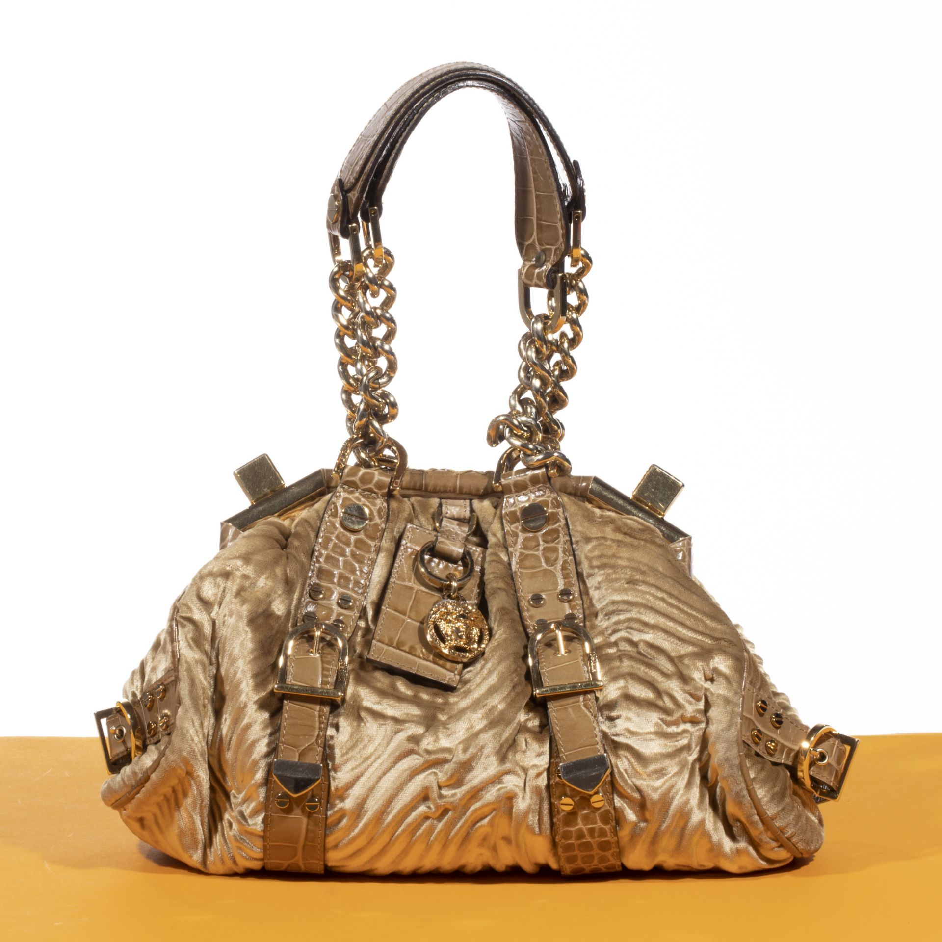 Gianni VERSACE, Collection Pr&#234;t &#224; Porter circa 2000, Sac 'La Medusa'.