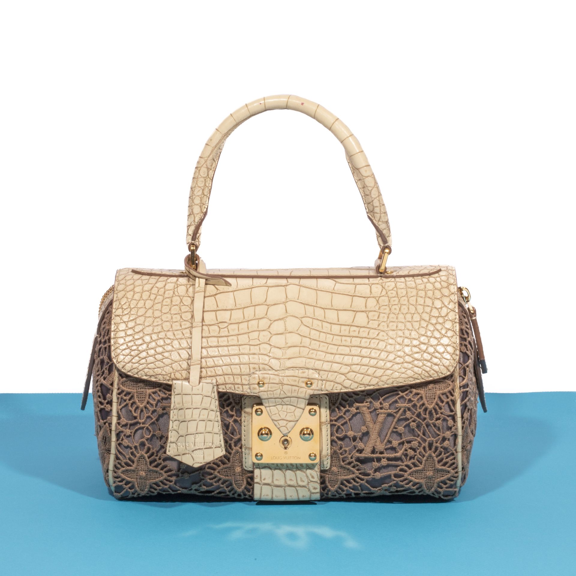 Louis VUITTON, Collection 'Les Extraordinaires', Automne-Hiver 2010/2011, n&#176;11/50, Sac 'Car...