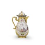 Cafeti&#232;re et son couvercle Meissen, d&#233;cor Hausmaler, probablement par Anna Elisabeth W...