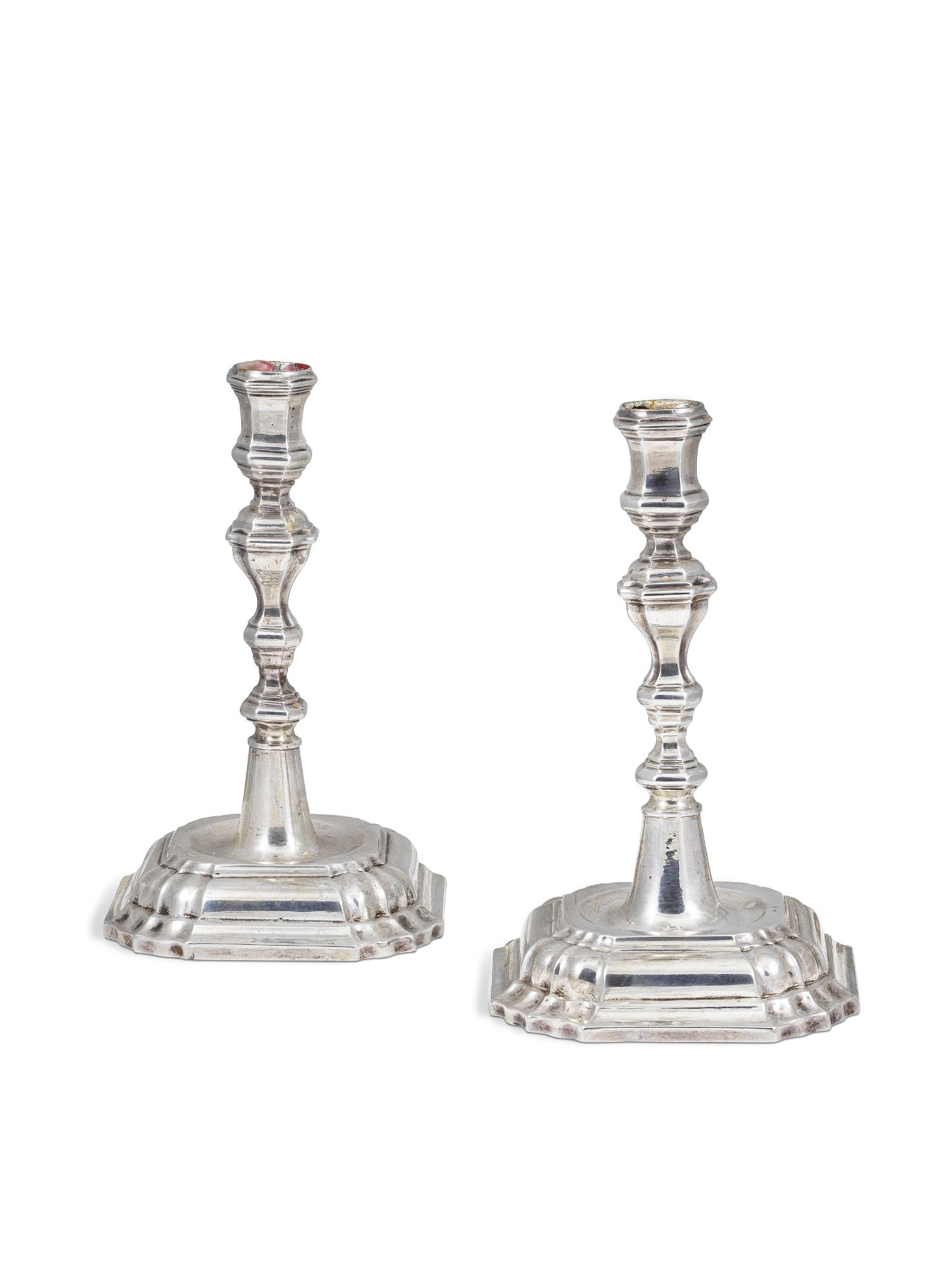 Paire de chandeliers en argent par Franziskus (Francis) M&#252;ller, Cologne, vers 1730&#8211;32...