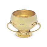 An Arts and Crafts 18 carat gold bowl Goldsmiths & Silversmiths Co. Ltd, London 1904