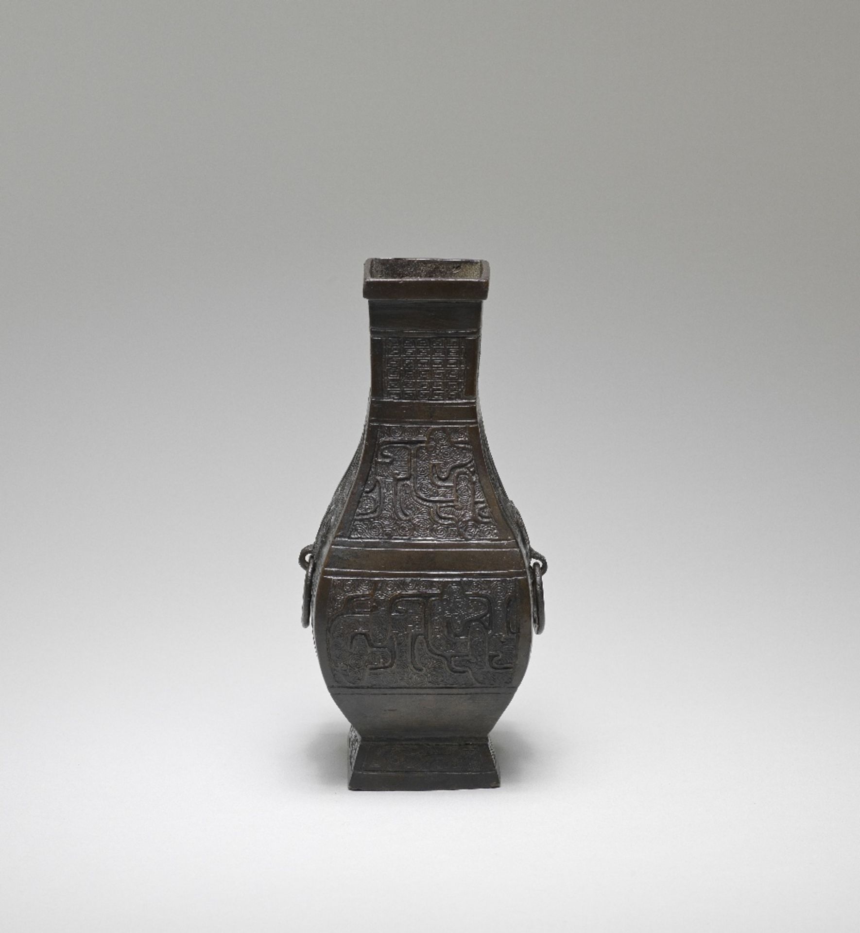 AN ARCHAISTIC BRONZE SQUARE PEAR-SHAPED VASE Yuan/Ming Dynasty