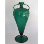 FRATELLI TOSO Grand vase &#224; deux ansesCirca 1920Mod&#232;le similaire pr&#233;sent&#233; &#...