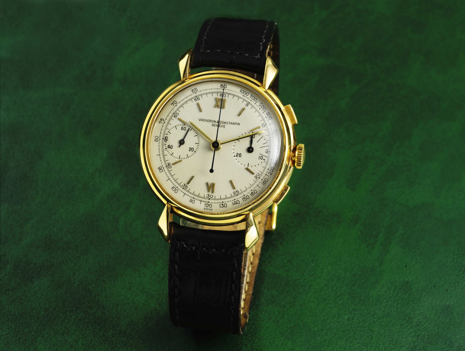 Vacheron & Constantin. Beau chronographe bracelet en or jaune 18K (750) mouvement m&#233;canique... - Image 2 of 3
