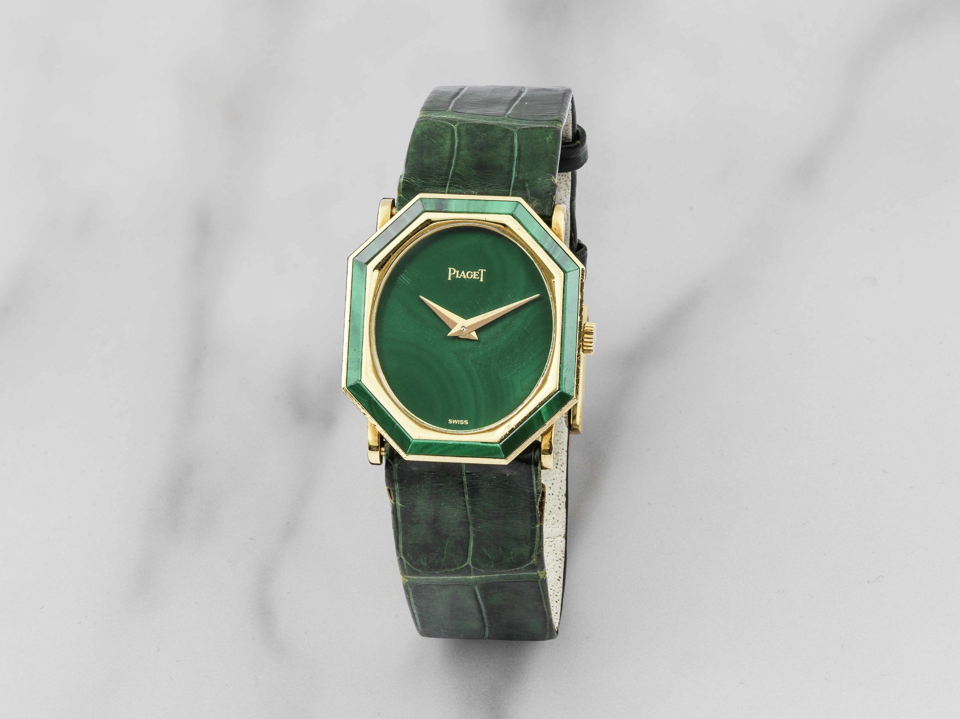 Piaget. Montre bracelet de dame en or jaune 18K (750) et malachite mouvement m&#233;canique Piag...