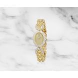 Vacheron & Constantin. Montre de dame en or jaune 18K (750) sertie de diamants mouvement m&#233;...