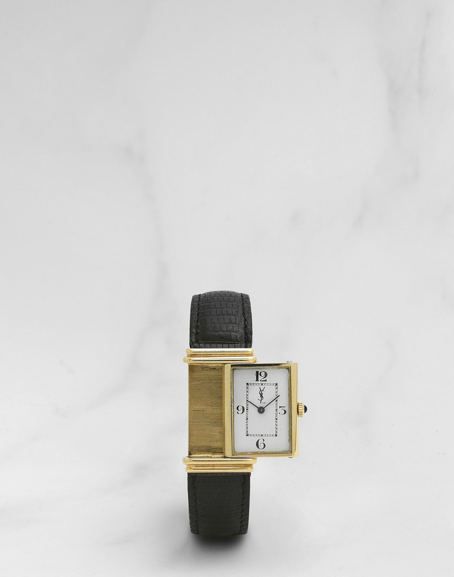 Yves Saint Laurent. Montre bracelet en or jaune 18K (750) rectangulaire r&#233;versible mouvemen... - Image 2 of 2