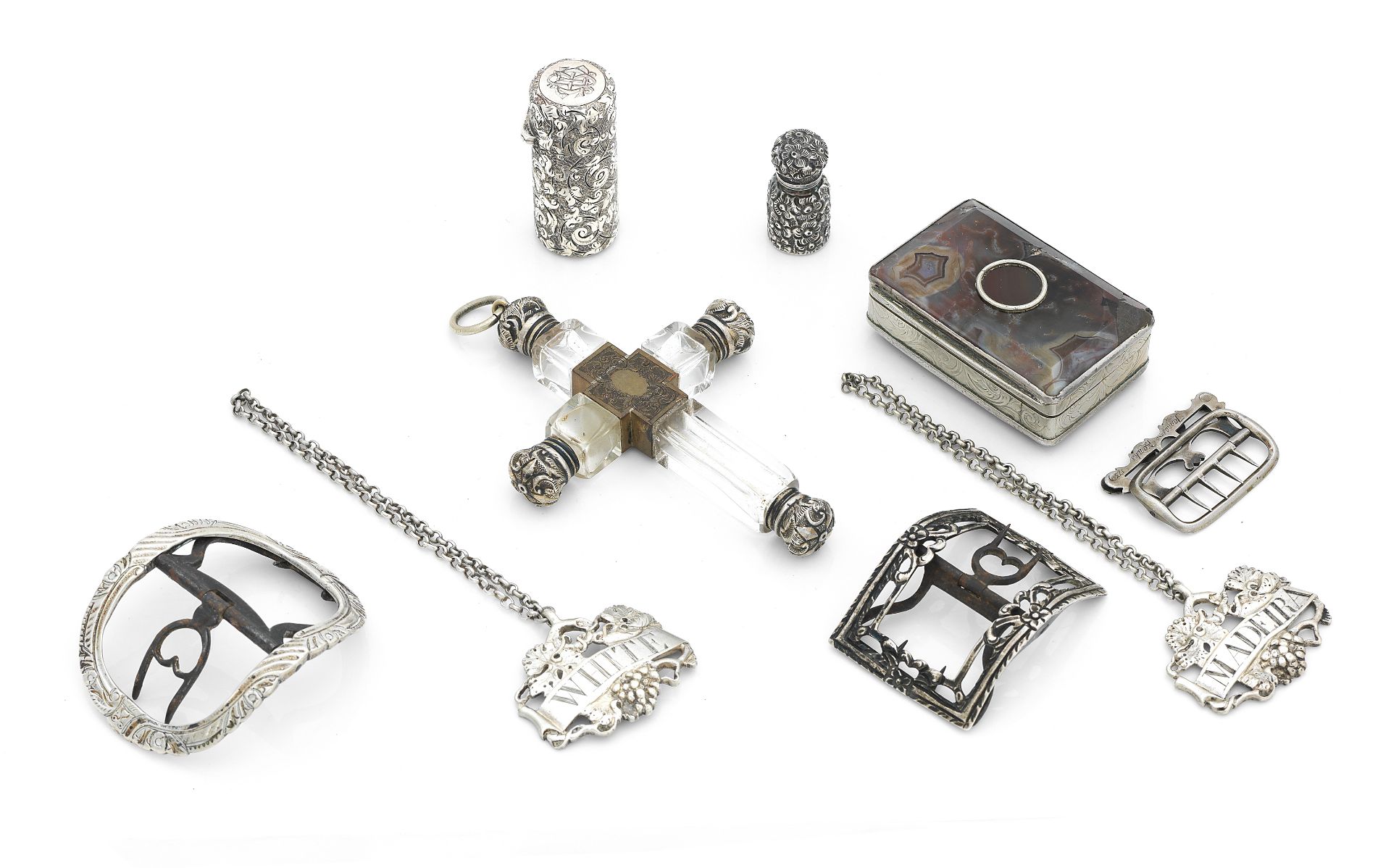 A COLLECTION OF SMALL SILVER ITEMS 18th/19th century (9)