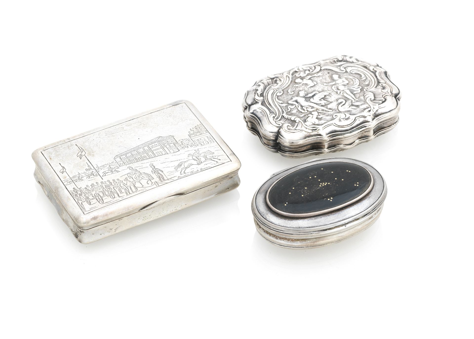 THREE CONTINENTAL SILVER SNUFFBOXES (3)