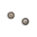 PAIRE DE PUCES D'OREILLES DIAMANTS