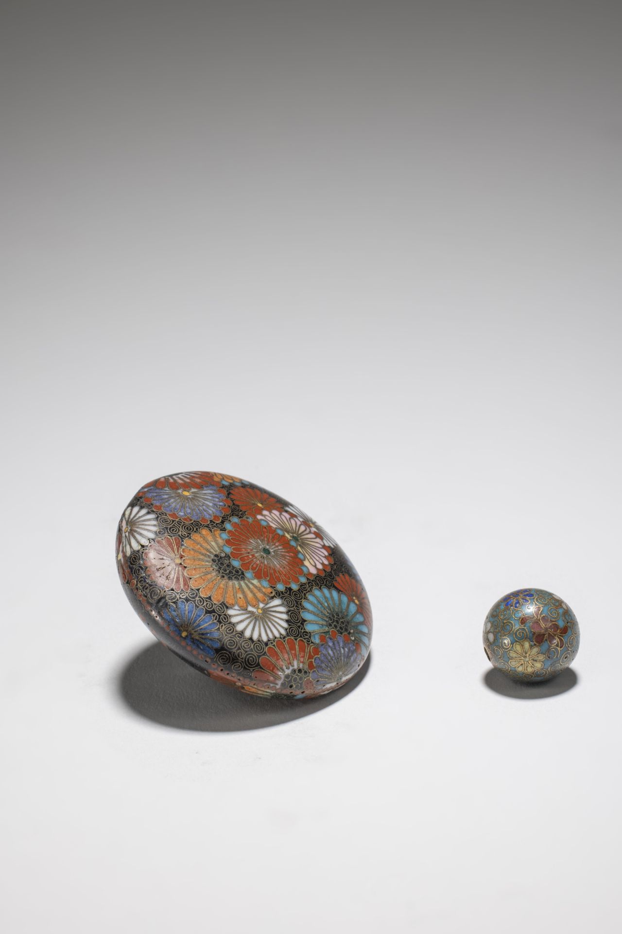 MANJU NETSUKE ET OJIME EN &#201;MAUX CLOISONN&#201;S XIXe si&#232;cle (2)