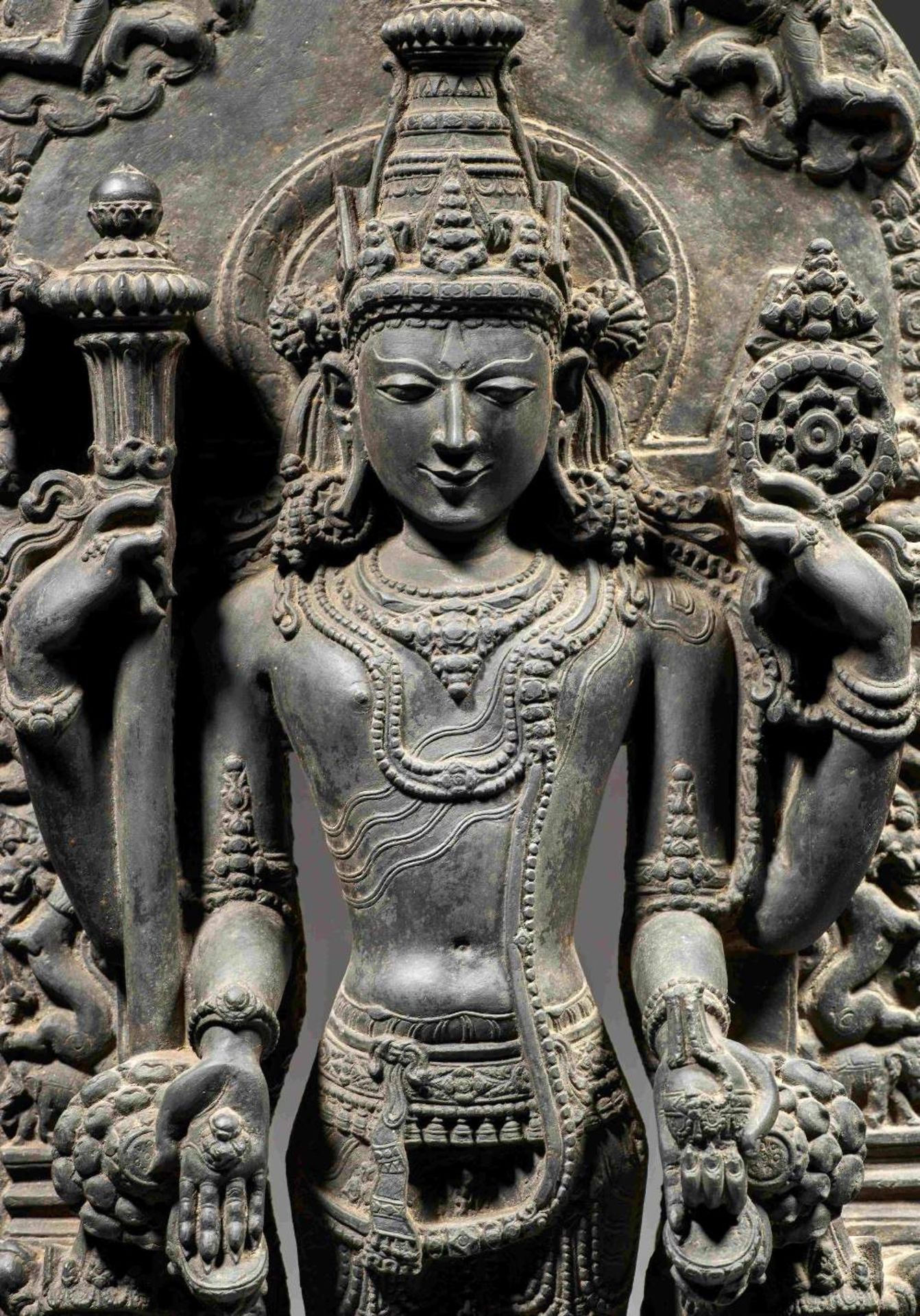 ST&#200;LE DE VISHNU EN PIERRE NOIRE INDE DU NORD-EST, &#201;POQUE PALA-SENA, VERS XIE SI&#200;CLE