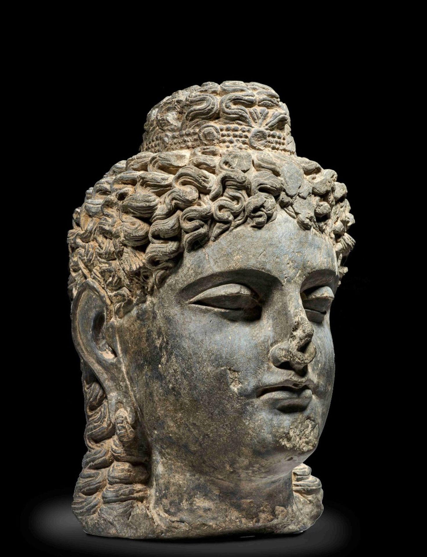 T&#202;TE D'UN BODHISATTVA EN SCHISTE GRIS ANCIENNE R&#201;GION DU GANDHARA, VERS IIIE SI&#200;CLE