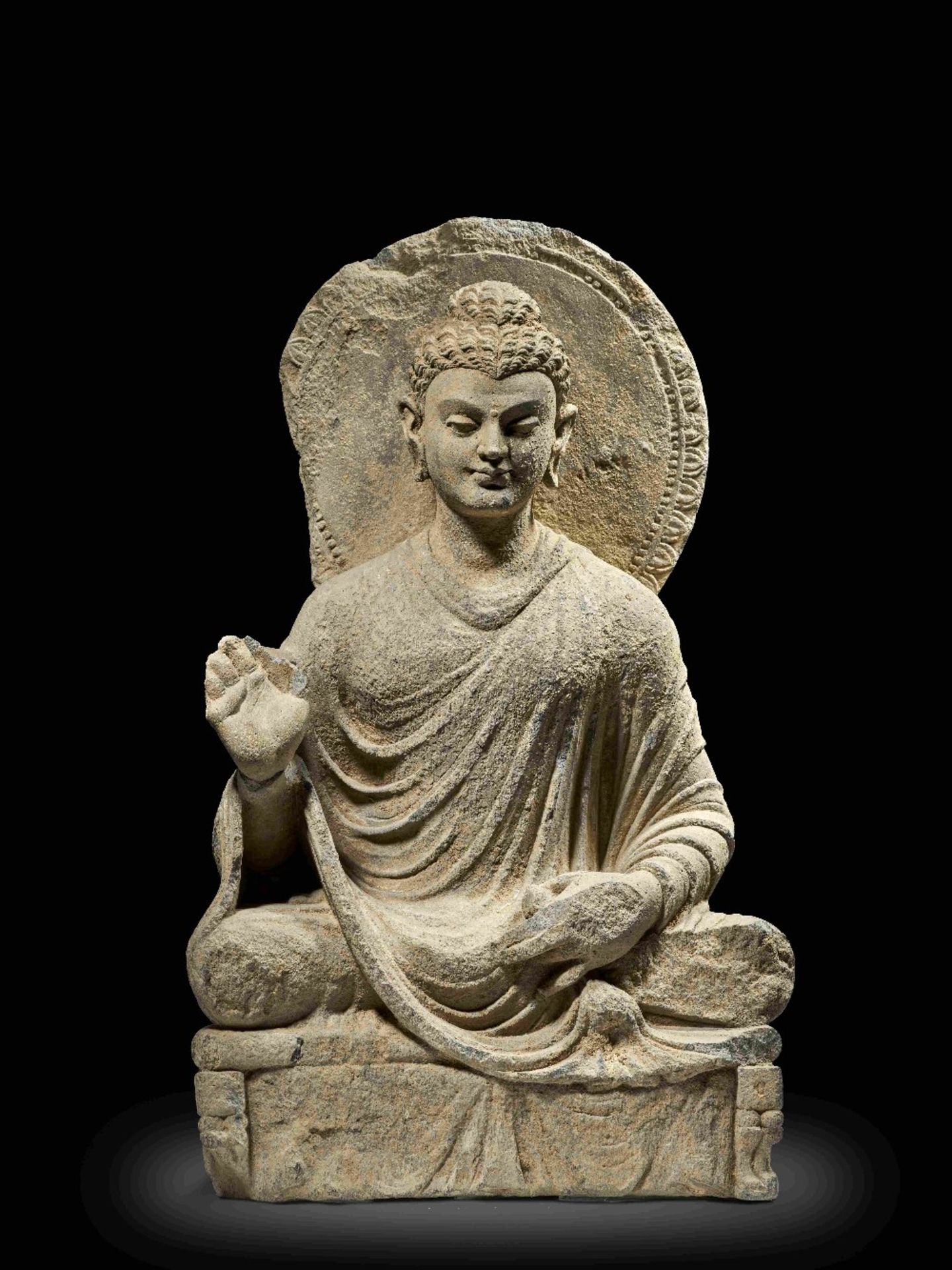 STATUE DE BOUDDHA EN SCHISTE ANCIENNE R&#201;GION DU GANDHARA, IIIE/IVE SI&#200;CLE