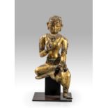 STATUETTE DE TARA EN ALLIAGE DE CUIVRE REPOUSS&#201; ET DOR&#201; N&#201;PAL, VERS XVE SI&#200;CLE