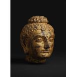 T&#202;TE DE BOUDDHA EN SCHISTE LAQU&#201; D'OR ANCIENNE R&#201;GION DU GANDHARA, IIIE/IVE SI&#...