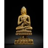 STATUETTE DU BOUDDHA SHAKYAMUNI EN LAITON AVEC INCRUSTATION D'ARGENT ET DE CUIVRE CACHEMIRE, VII...