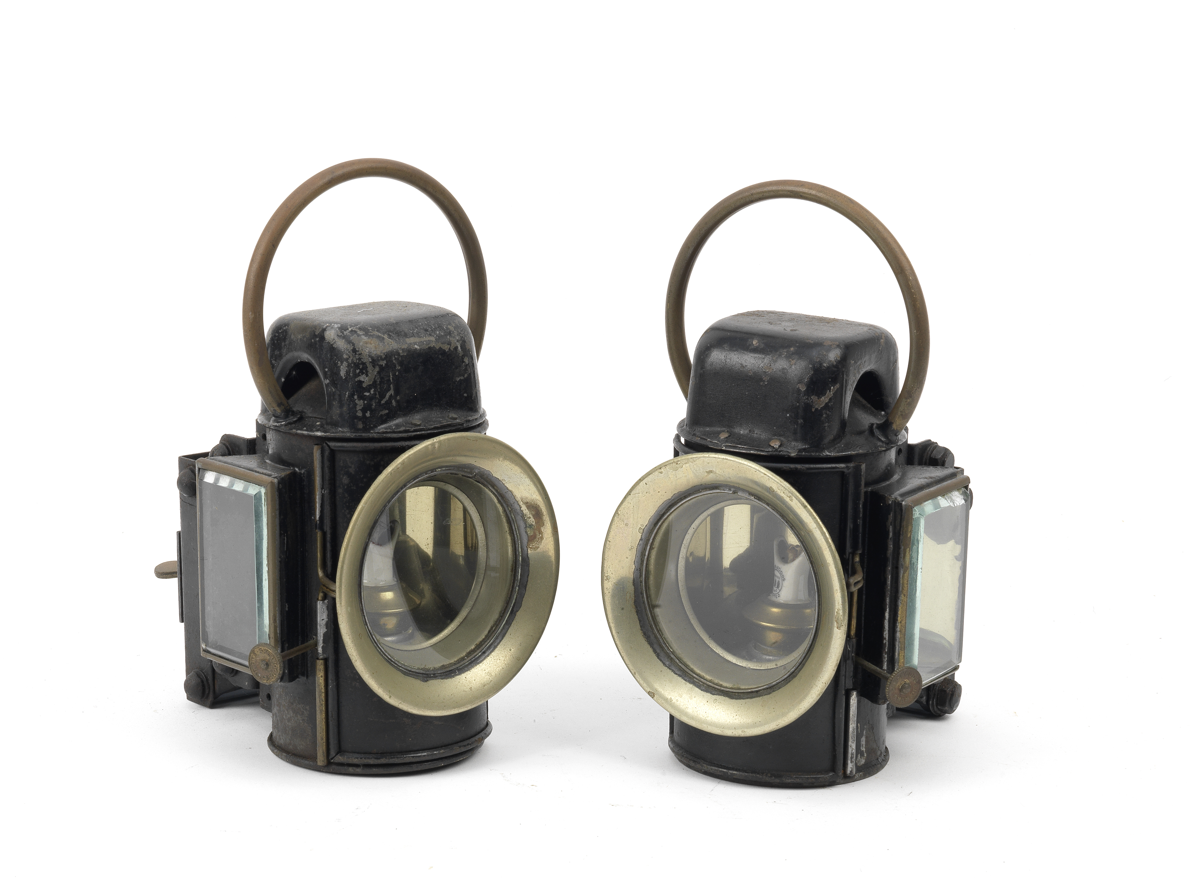 A pair of traction engine/commercial vehicle oil-illuminating side-lamps, by Sherwood Ltd, 1920s...